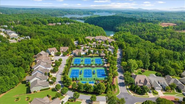 3143 White Magnolia Chase SW, Gainesville, GA 30504