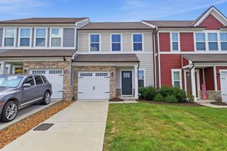 1099 Duncan St, Gallatin, TN 37066