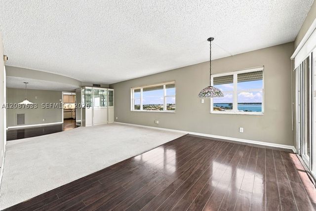 801 Lake Shore Dr 801, Lake Park, FL 33403