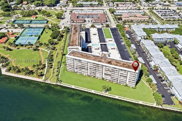 801 Lake Shore Dr 801, Lake Park, FL 33403