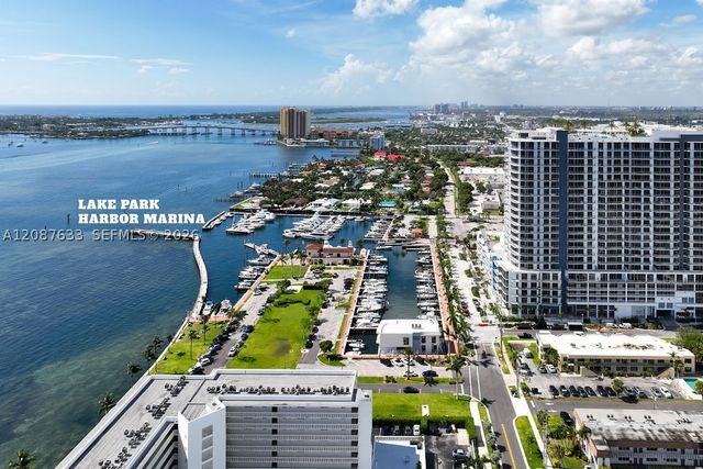 801 Lake Shore Dr 801, Lake Park, FL 33403