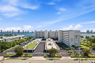 801 Lake Shore Dr 801, Lake Park, FL 33403
