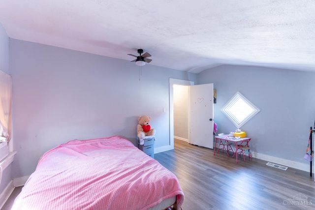 921 McPherson Avenue, Cincinnati, OH 45205