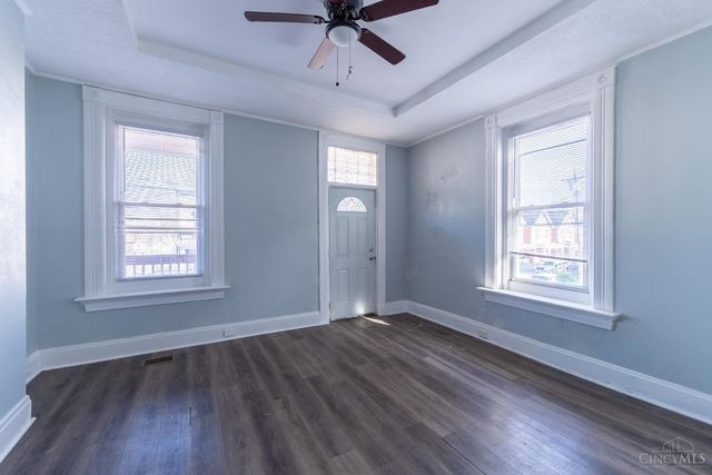 921 McPherson Avenue, Cincinnati, OH 45205