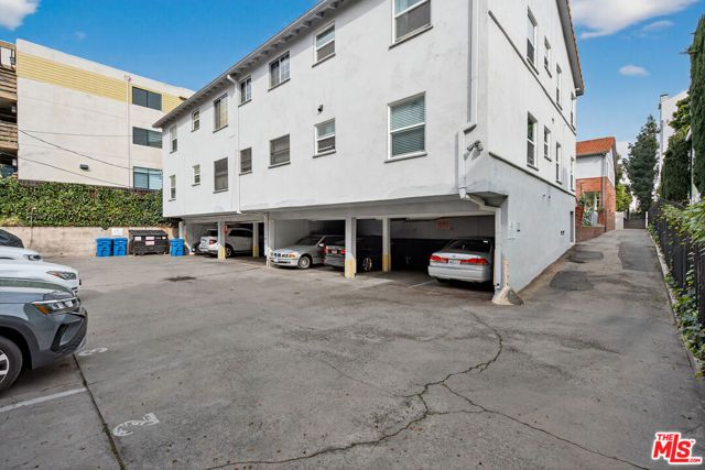 1429 Havenhurst Drive, West Hollywood, CA 90046