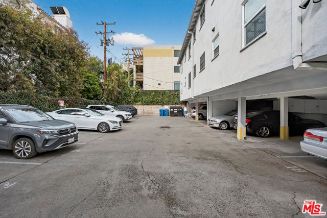 1429 Havenhurst Drive, West Hollywood, CA 90046