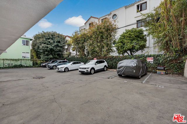 1429 Havenhurst Drive, West Hollywood, CA 90046