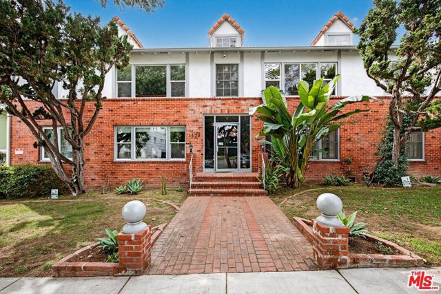 1429 Havenhurst Drive, West Hollywood, CA 90046