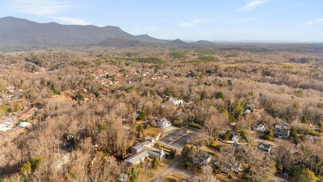 44 Bickford Avenue, Tryon, NC 28782