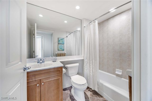 1065 Borghese LN 1803, Naples, FL 34114