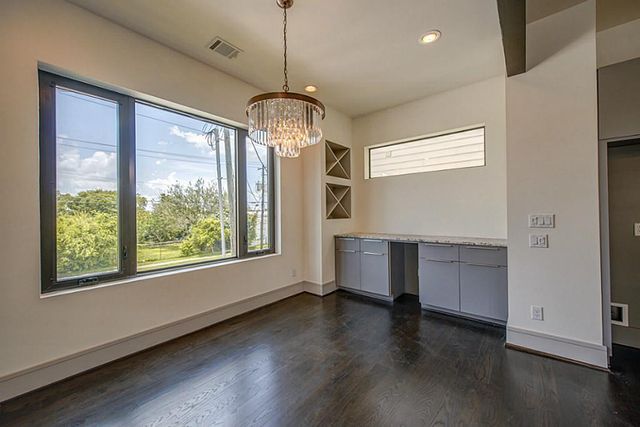 2518 Pease Street, Houston, TX 77003