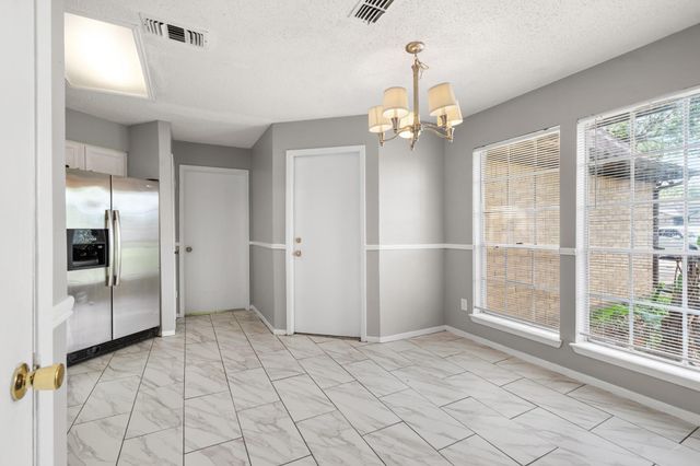 2220 Spruce Drive, Rosenberg, TX 77471