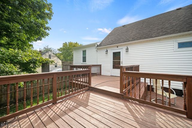 2719 Mohican Boulevard, Lakemore, OH 44312