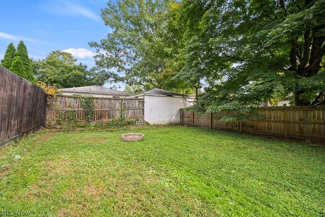2719 Mohican Boulevard, Lakemore, OH 44312