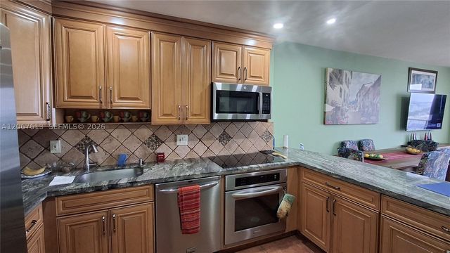 13499 Biscayne Blvd PH1712, North Miami, FL 33181