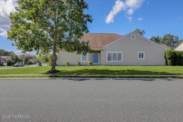 53 Pine Valley Road, Jackson, NJ 08527