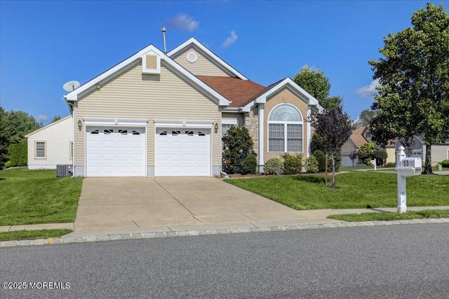 53 Pine Valley Road, Jackson, NJ 08527