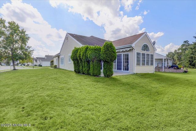 53 Pine Valley Road, Jackson, NJ 08527