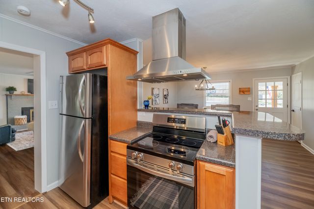733 Waco Rd, Knoxville, TN 37919