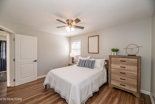 733 Waco Rd, Knoxville, TN 37919