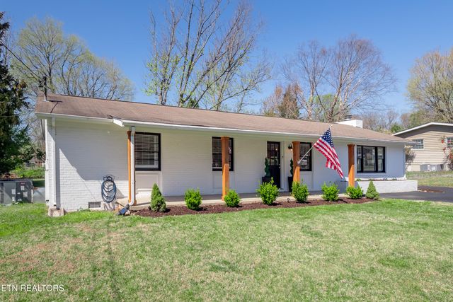 733 Waco Rd, Knoxville, TN 37919