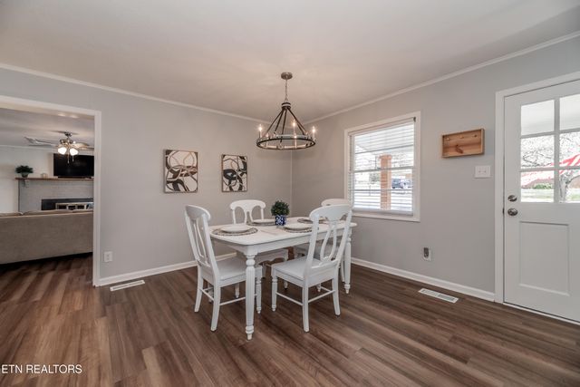 733 Waco Rd, Knoxville, TN 37919