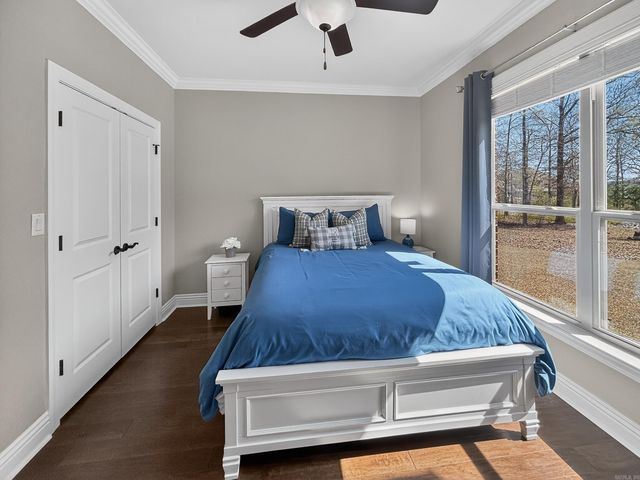 3 Linares Lane, Hot Springs Village, AR 71909