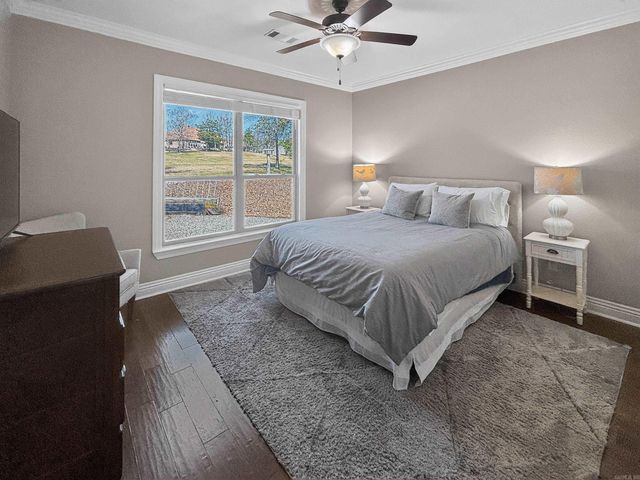 3 Linares Lane, Hot Springs Village, AR 71909