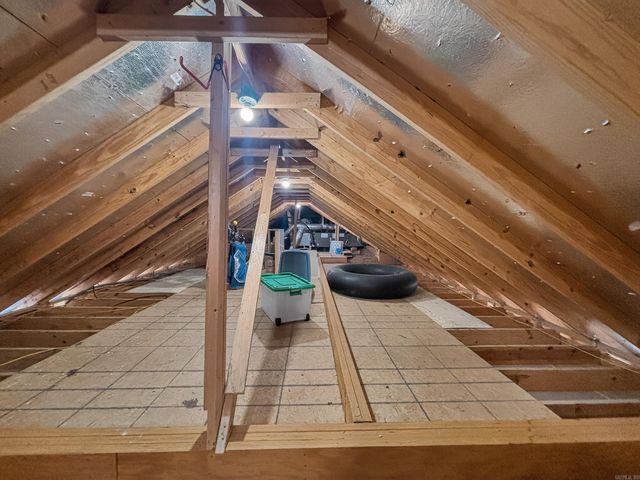 3 Linares Lane, Hot Springs Village, AR 71909