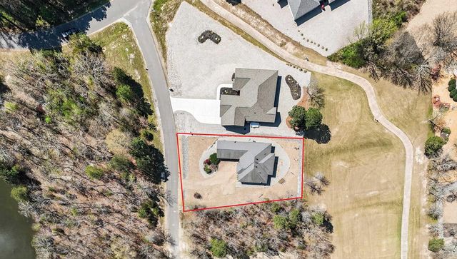 3 Linares Lane, Hot Springs Village, AR 71909