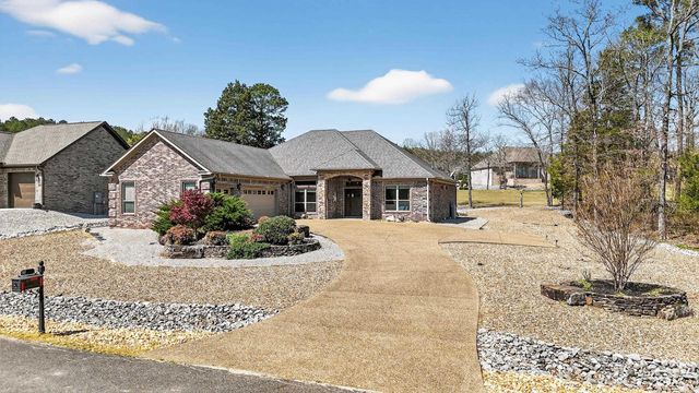 3 Linares Lane, Hot Springs Village, AR 71909