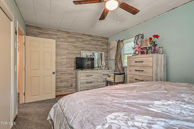 16153 Baytree Road, Bristol, VA 24202