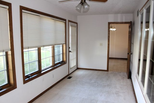 3 Delmar Drive, Clinton, IL 61727