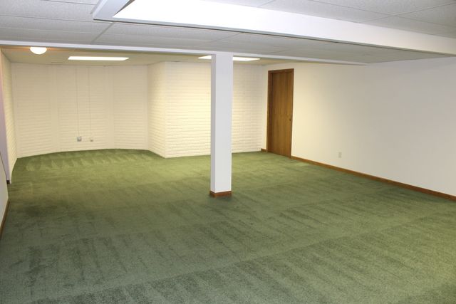 3 Delmar Drive, Clinton, IL 61727