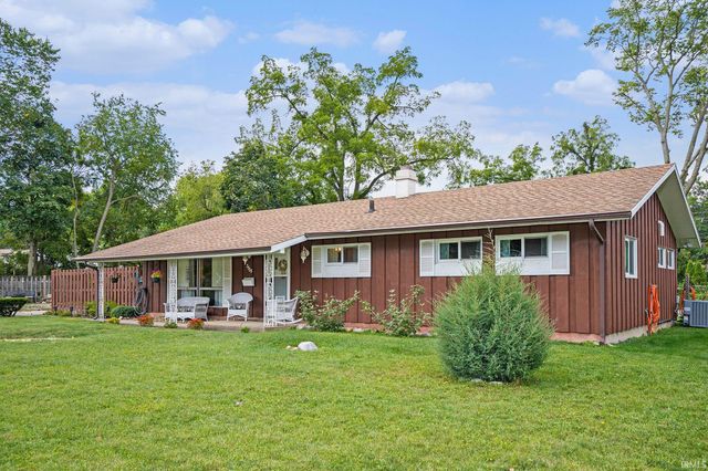 3505 Woodmont Drive, South Bend, IN 46614