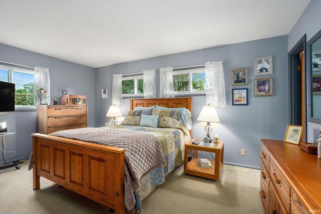 3505 Woodmont Drive, South Bend, IN 46614