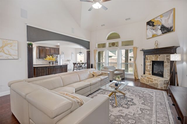 413 Frontier Court, Midlothian, TX 76065