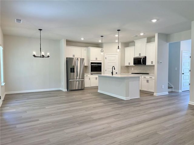 2909 Sweet Red Circle, Braselton, GA 30517