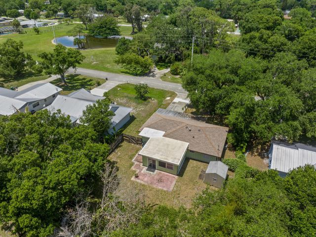 7403 Miramar Avenue, Fort Pierce, FL 34951