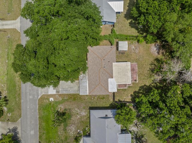 7403 Miramar Avenue, Fort Pierce, FL 34951