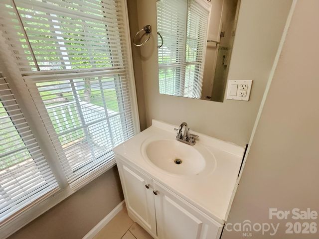 210 Oakdale Street, Gastonia, NC 28054