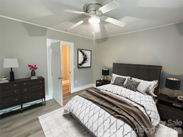 210 Oakdale Street, Gastonia, NC 28054