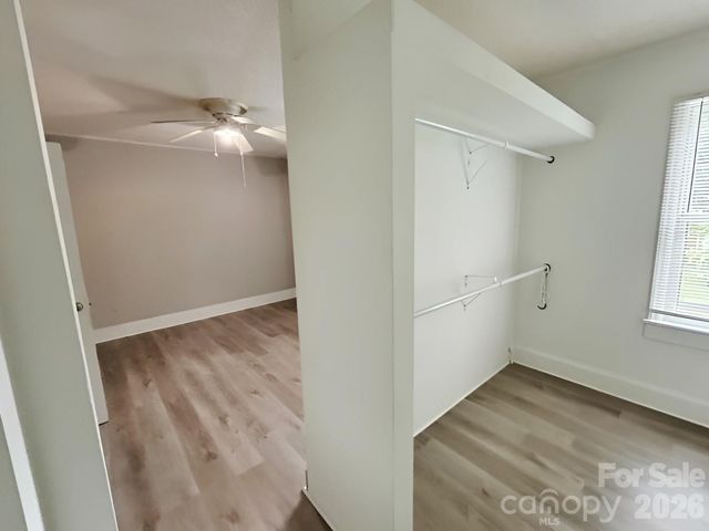 210 Oakdale Street, Gastonia, NC 28054