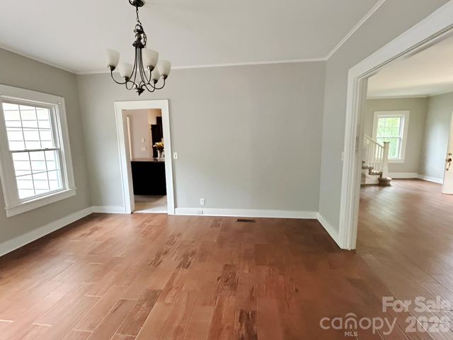 210 Oakdale Street, Gastonia, NC 28054