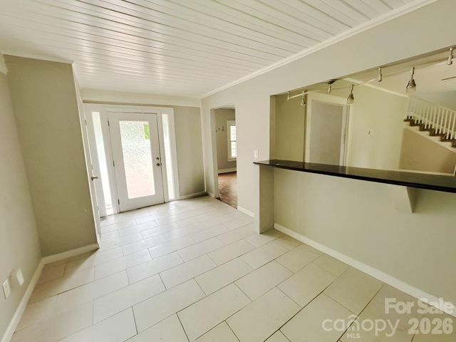 210 Oakdale Street, Gastonia, NC 28054