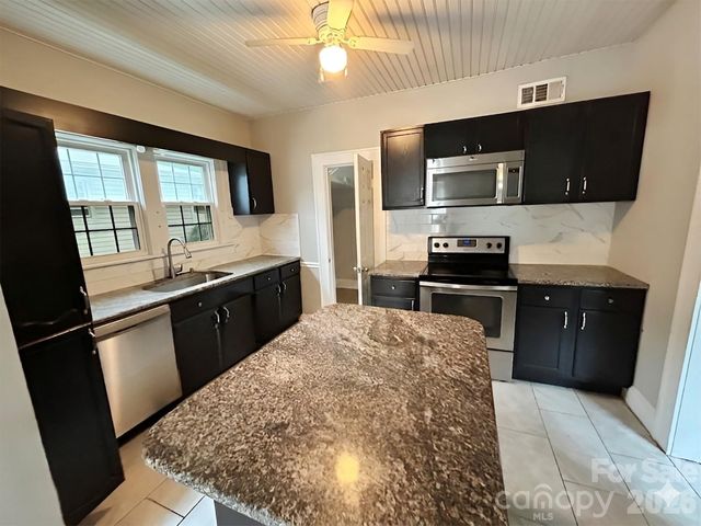 210 Oakdale Street, Gastonia, NC 28054