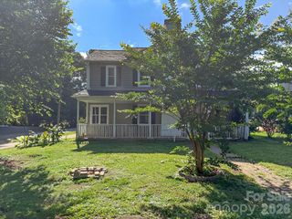 210 Oakdale Street, Gastonia, NC 28054