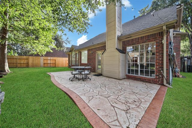 7518 Ashton Drive, Houston, TX 77095