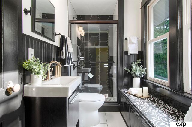 3814 Marcy Street, Omaha, NE 68105