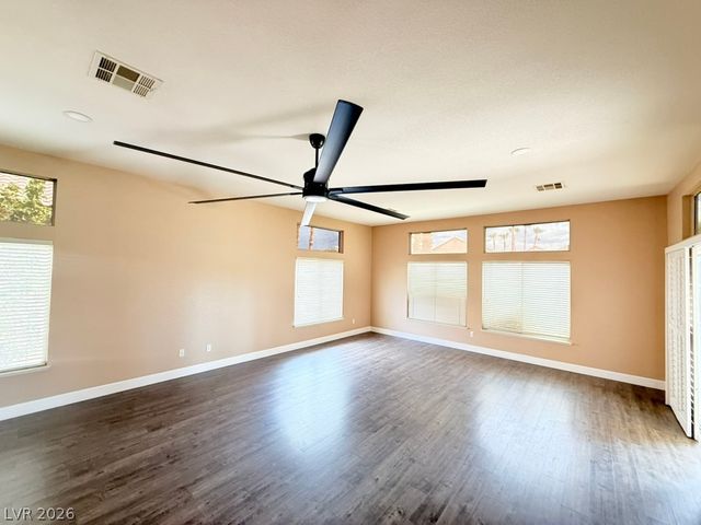 275 Macsnap Avenue, Las Vegas, NV 89183